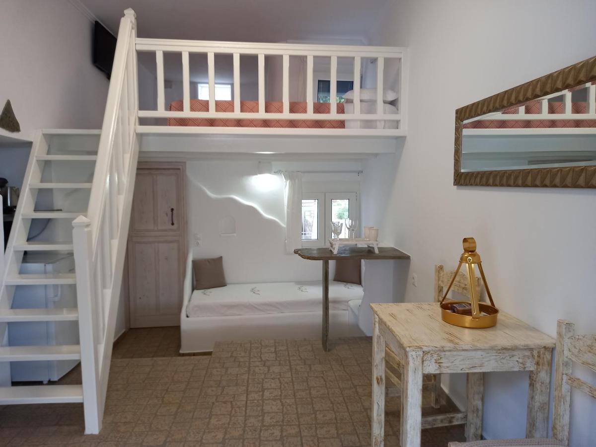 Floras Rooms Πολλώνια Εξωτερικό φωτογραφία