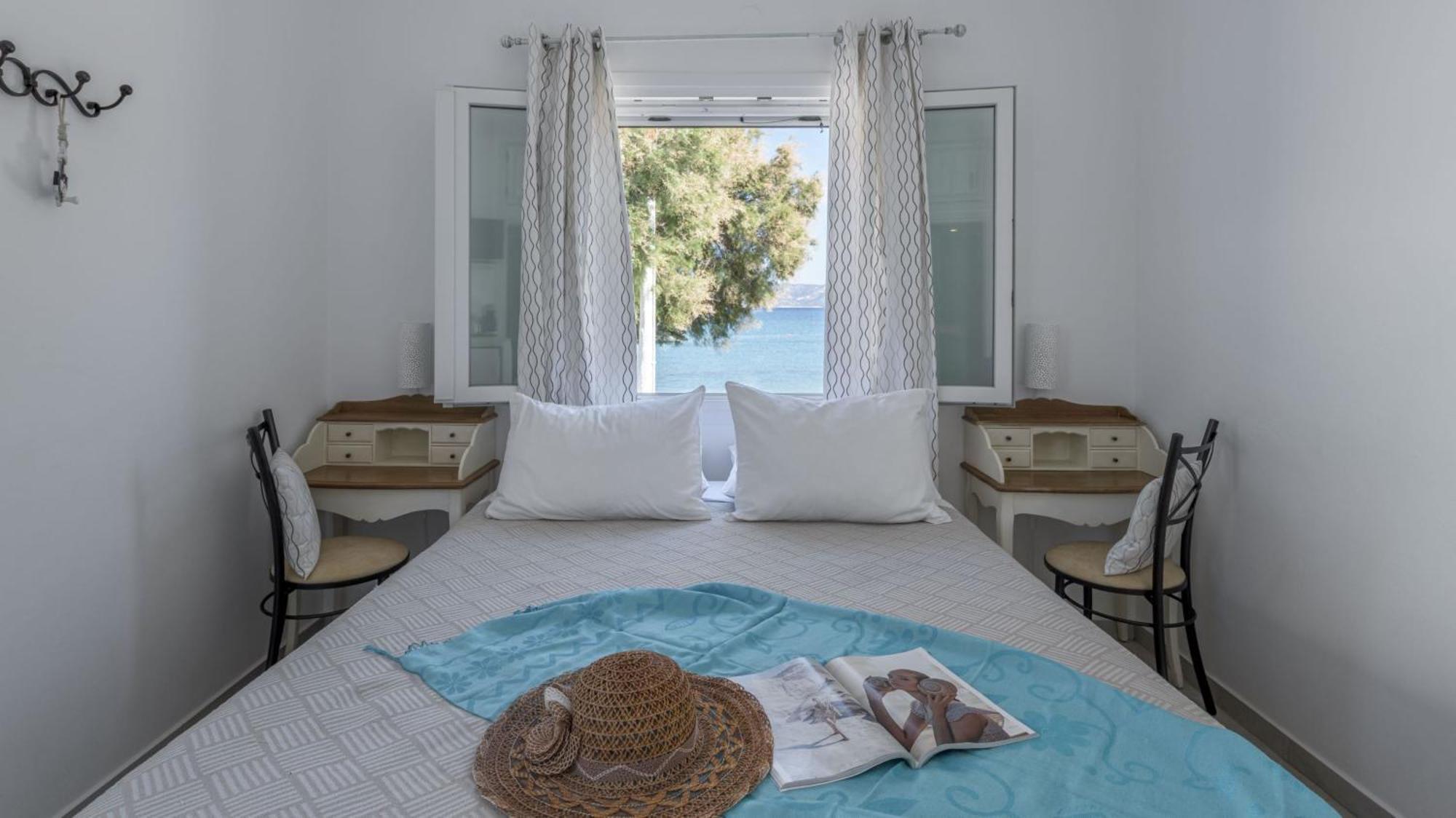 Floras Rooms Πολλώνια Εξωτερικό φωτογραφία