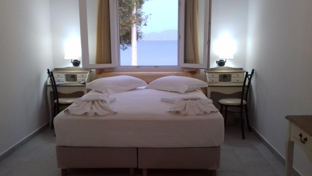 Floras Rooms Πολλώνια Εξωτερικό φωτογραφία